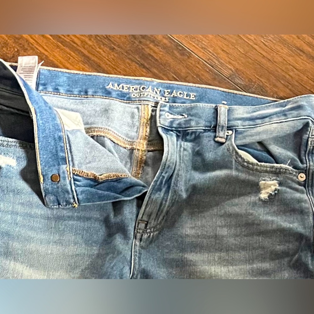 American Eagle boyfriend jeans